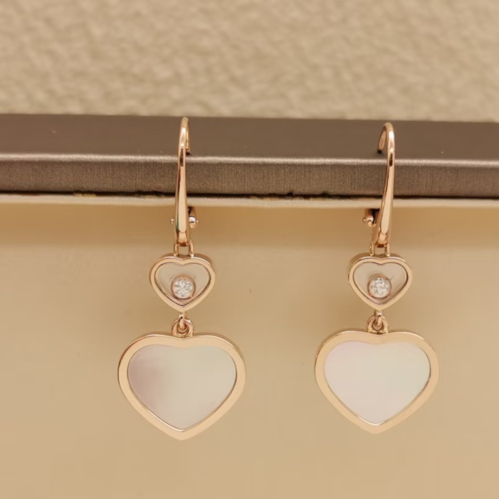 Chopard Rose Gold Heart Drop Earrings with White Mother-of-Pearl and Diamond